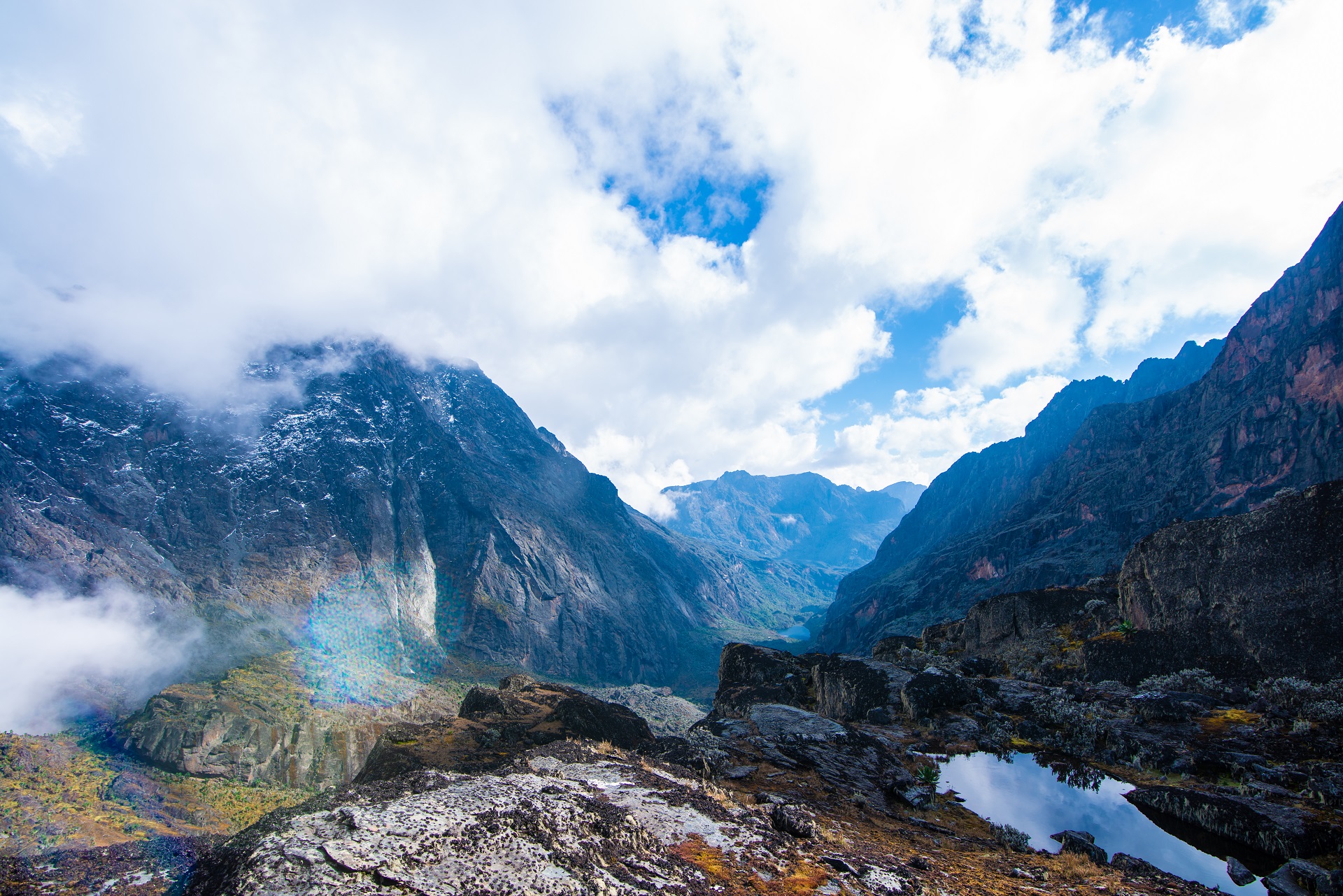 Explore-Rwenzori-Mountains-National-Park-Climbing